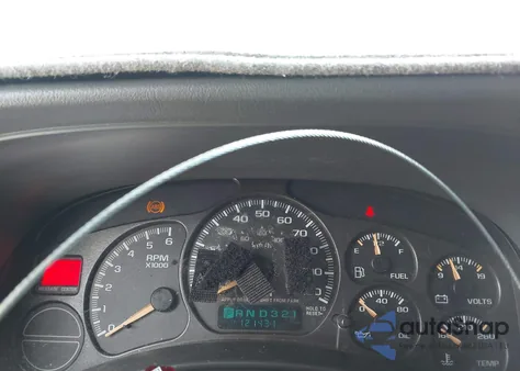 2002 Chevrolet Suburban 1500 Lt z USA, uszkodzony, nr VIN 3GNEC16Z82G304725